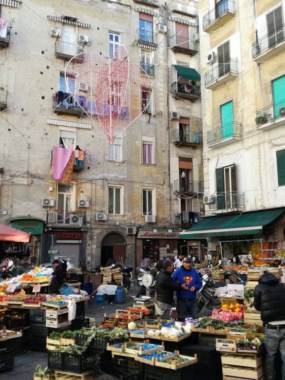 napoli mercato