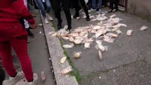 guerra del pane panini schiacciati