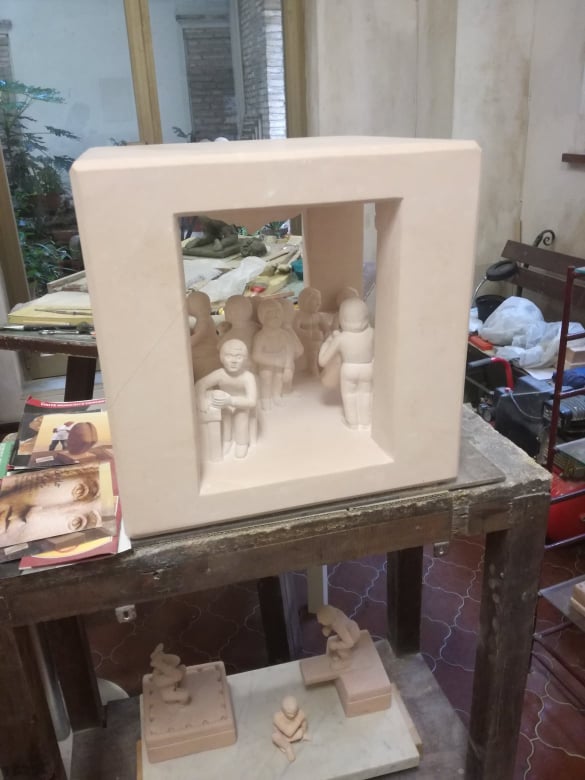 carlo scultura scena