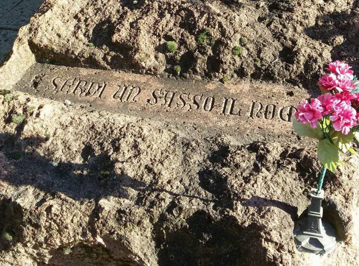 e serbi il sasso copertina due